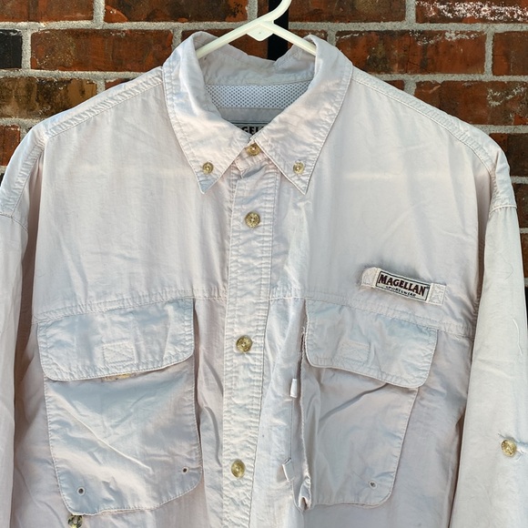 Magellan Size L Fishing Shirt Casual Button Down Relaxed Fit Tan Beige Pockets - Picture 3 of 10